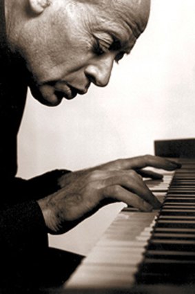 The concert pianist David Helfgott has undergone ECT.
