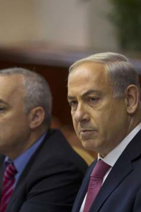 Peace talks: Benjamin Netanyahu explains "painful" decision in open letter to citizens.