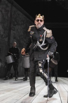 You devils ... Kevin Spacey as Richard III.