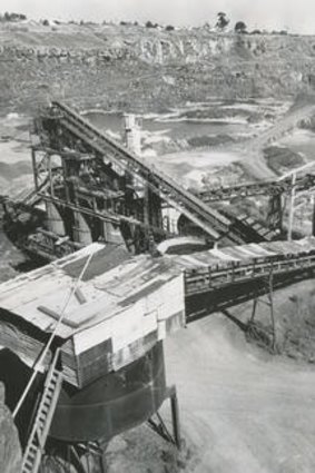 The Newport quarry in 1974.