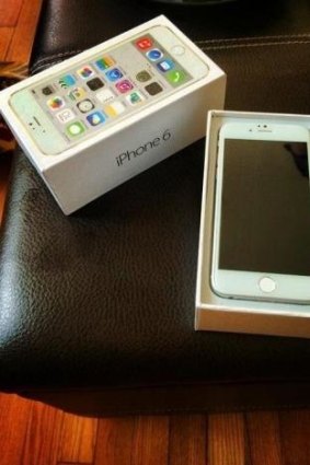 Fresh leaks: the apparent iPhone 6 with its retail packaging.