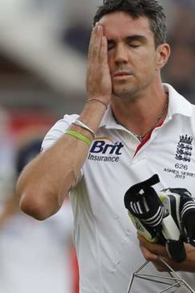 England Cricketer Kevin Pietersen Awarded Damages Over Specsavers Bat ...