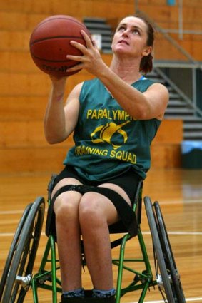Paralympian Liesl Tesch in action.