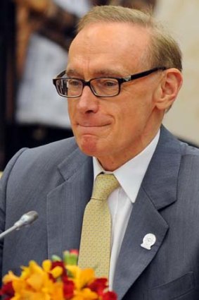 Focusing on families ... Foreign Affairs Minister Bob Carr.