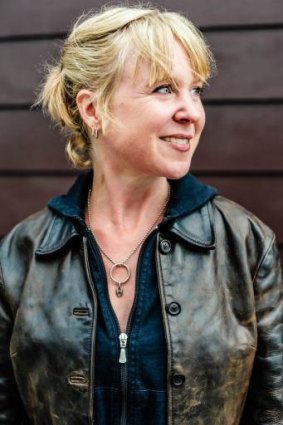Muse revealed: Kristin Hersh says rock stars who pretend to be "a little crazy" so people think they are artists are liars.