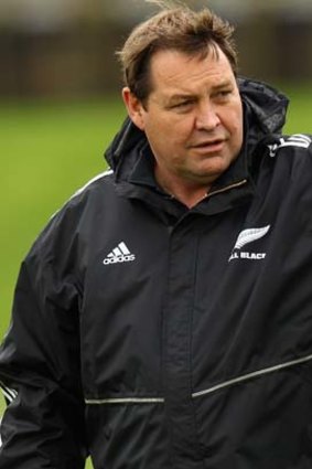 Steve Hansen says lack of Australian involvement in the last two weeks of the Super competition would have allowed Wallabies coach Robbie Deans to focus his full attention on the inaugural four-nation championship.