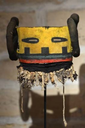 Sold: The "Hemiskatsinmana" mask of the Hopi tribe.