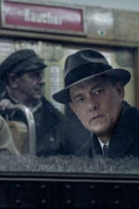 Brooklyn lawyer James Donovan (Tom Hanks) is an ordinary man placed in extraordinary circumstances in <I>Bridge of Spies</i>.