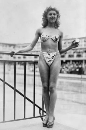 The bikini makes its debut at the Molitor in 1946.