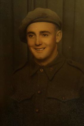 Tom Avery: Served in PNG as a tank driver in the 2/6th Armoured Regiment of the Australian Imperial Force.