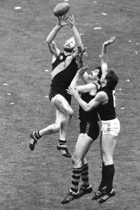 Jimmy Jess and David Cloke fly high for the 1982 Tigers.