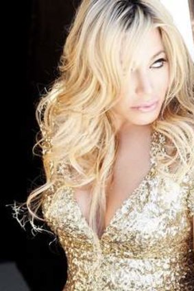 Taylor Dayne has always preferred to sing about matters of the heart.