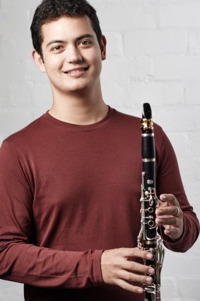  Lloyd Van't Hoff (clarinet) Photo: Pia Johnson