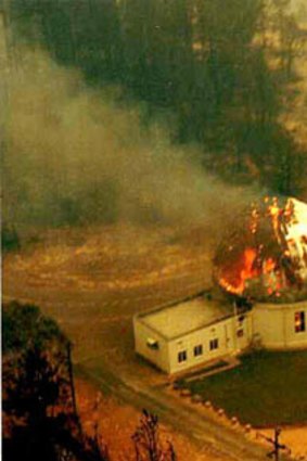 Mount Stromlo Observatory burns during Canberra's 2003 bushfires.