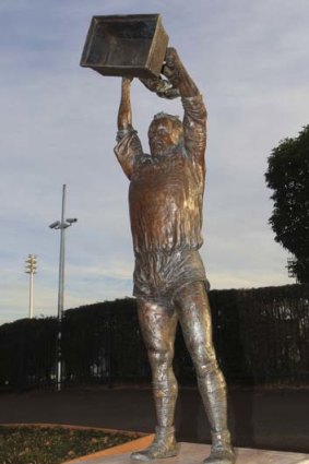 Cause of contention ... the Ray Price statue at Parramatta Stadium.