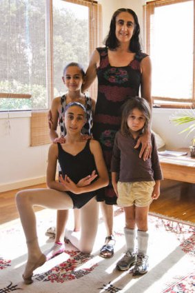 Stephanie Cunio with her three children.