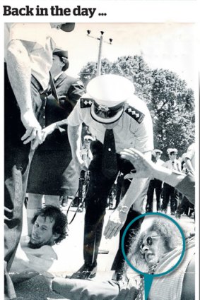 Police clash with protesters on the site of the F19 (Eastern Freeway) in November 1977.