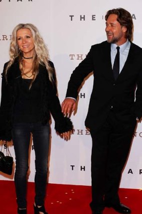 Split ... Danielle Spencer and Russell Crowe.