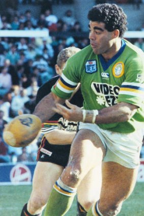Mal Meninga on the attack for Canberra.