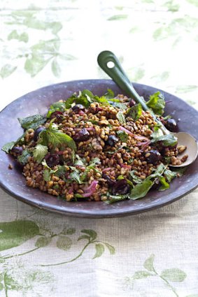 Super nutritious ... salad of freekah with pickled red onion, fresh cherries, toasted walnuts and mint.