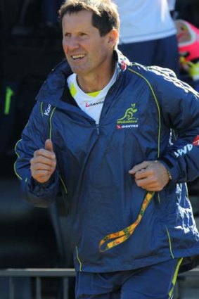 Wallabies coach Robbie Deans finds it hard to work collaboratively, says McCaw.