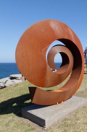 Sculptures by the Sea ... Bert Flugelman's artwork Ammonite, on display as part of the 2011 exhibition.