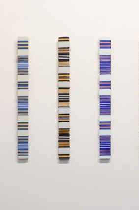 Fiona Little, 4 x vertical (blue/orange), 2014. Acrylic on wood, 49 x 4.5cm.