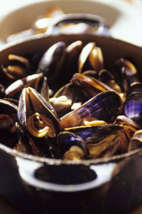 Steamed mussels are a local speciality.
