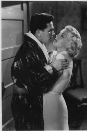John Garfield and Lana Turner in "The Postman Always Rings Twice"