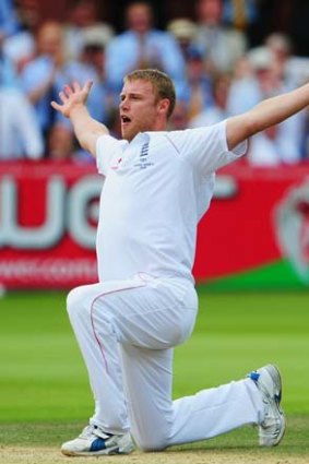 Fighting Freddie ... English cricket's messiah Andrew Flintoff has turned to boxing.