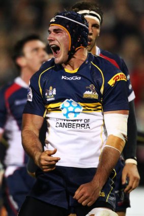 CANBERRA, AUSTRALIA - APRIL 14:  Ben Mowen of the Brumbies celebrates scoring a try during the round eight Super Rugby match between the Brumbies and the Rebels at Canberra Stadium on April 14, 2012 in Canberra, Australia.  (Photo by Mark Nolan/Getty Images)