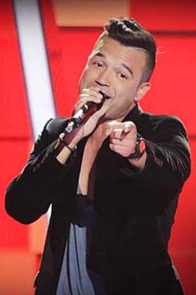 Is that Ricky Martin? Nope, it's Carlos doing a rendition of Beyonce's <em>Crazy In Love</em>.