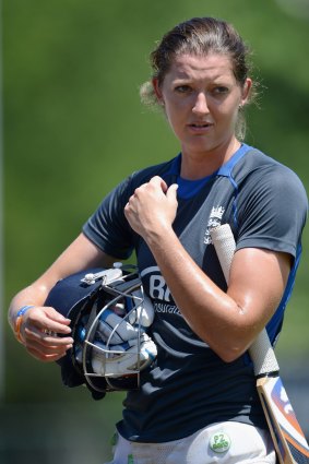 England star Sarah Taylor dismantled the Meteors' batting lineup.