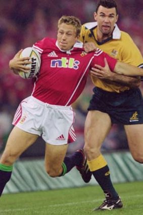 Old hand: Joe Roff chases down Jonny Wilkinson on the 2001 tour.