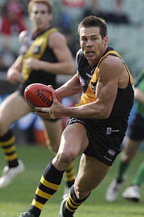 Stepping up ... Ben Cousins.