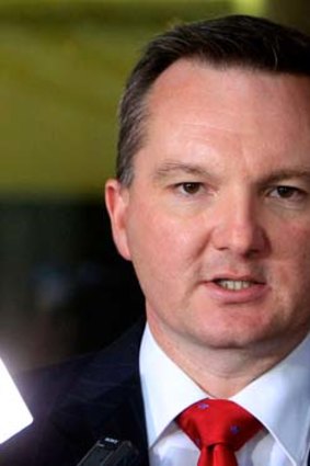 All five judges on the bench described Chris Bowen's handling of the case of a Hazara, detained for more than two years, as 'disturbing'.