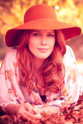 Clare Bowditch will perform at one of Melbourne Zoo's Twilight concerts.