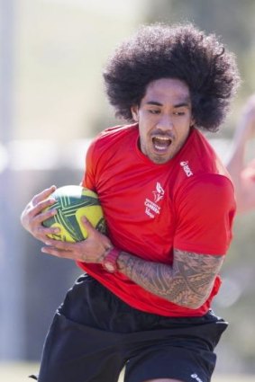 Speedster Joe Tomane trains with the Vikings on Friday.