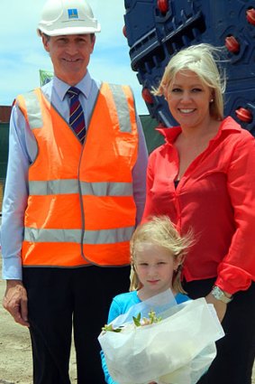 Lord Mayor Graham Quirk with Annabell MacKinney and her mother Beckie MacKinney.