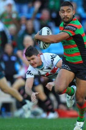 Nathan Merritt breaks away from the Panthers defence.