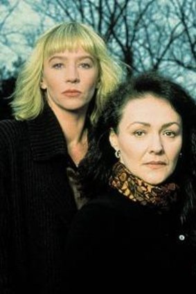 Among Penny Downie's TV shows was the 1990s series <i>Ice House</i> with Kitty Aldridge (left) and Frances Barber.