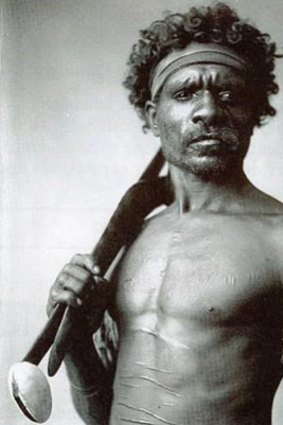 This image is commonly reputed to be Pemulwuy, an Aboriginal warrior, but it is, in fact, an unidentified North Queensland warrior photographed by Henry King in about 1900.