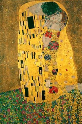 <i>The Kiss</i> ... Gustav Klimt.