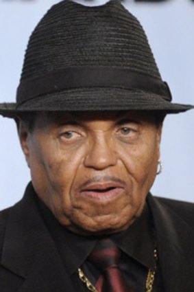 Joe Jackson ... not mentioned in will.