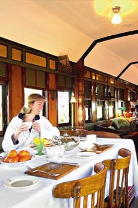 The dining car ... Ruwenzori Retreat.