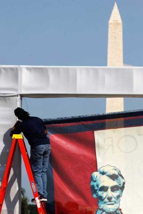 Workers erect the stage for the Tea Party gathering at the Lincoln Memorial. <i>Picture: Getty Images</i>