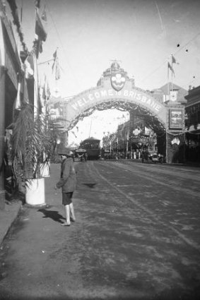 "Welcome to Brisbane" arch, Queen Street, 1920. Photo taken by Alfred Elliott and on display as part of the City of Brisbane Collection at Museum of Brisbane.