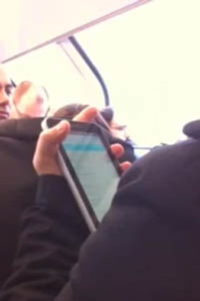 Spotted: Samsung's iPad-rival <i>Photo: <a href="http://www.youtube.com/watch?v=BRyFU1nF07o">YouTube/Electronistadotcom</a></i>