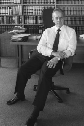 A 1990 file photo of former Deputy Prime Minister Lionel Bowen.