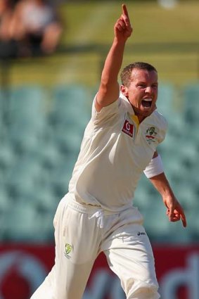 "Hopefully they get that bowling attack right [for Hobart]. Siddle obviously comes back in, then they have to work out the rest" ... Shane Warne.